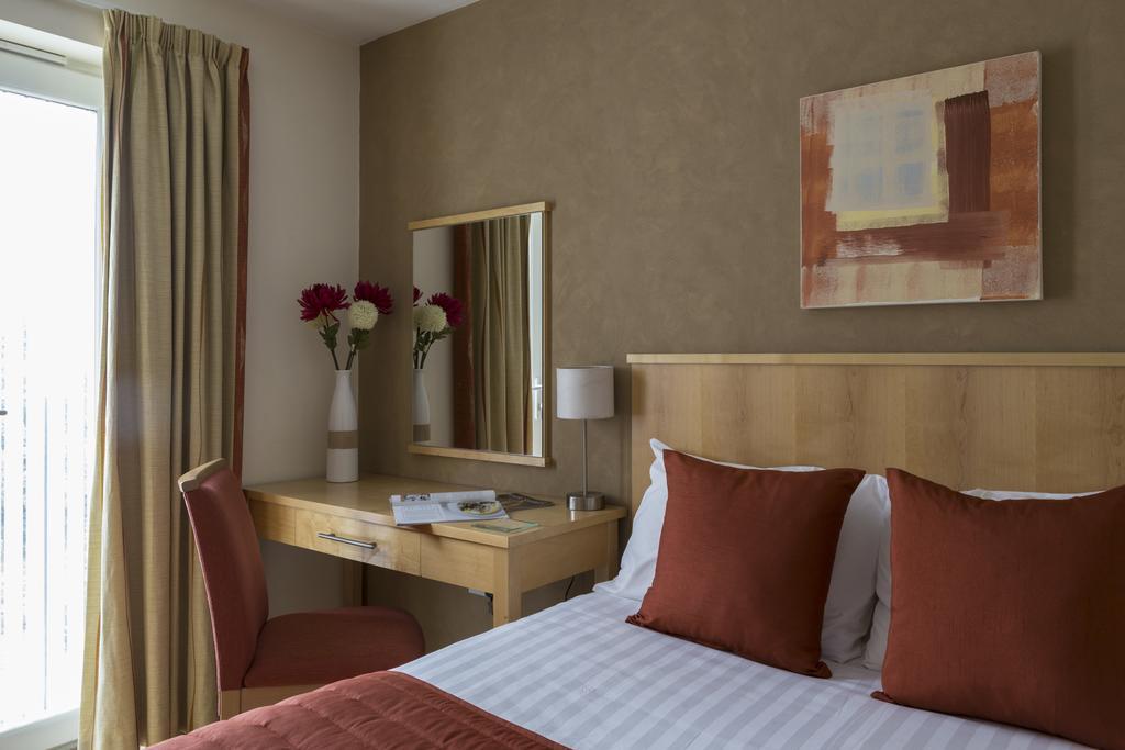 Dashwood Apartments Банбъри Екстериор снимка