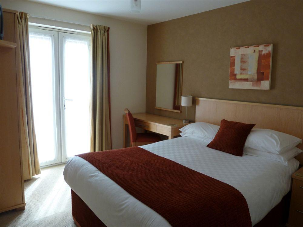 Dashwood Apartments Банбъри Екстериор снимка